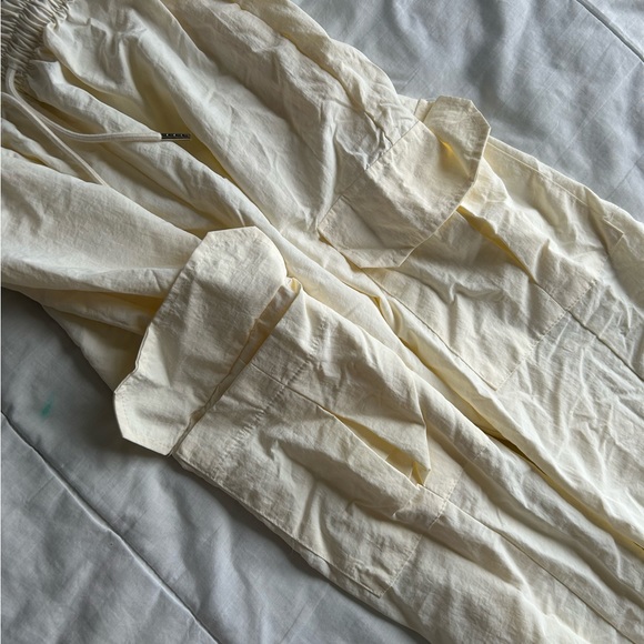 StyleNanda White Cargos - Picture 2 of 3